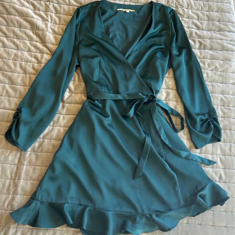 Giani Bini Short Wrap Dress Size L